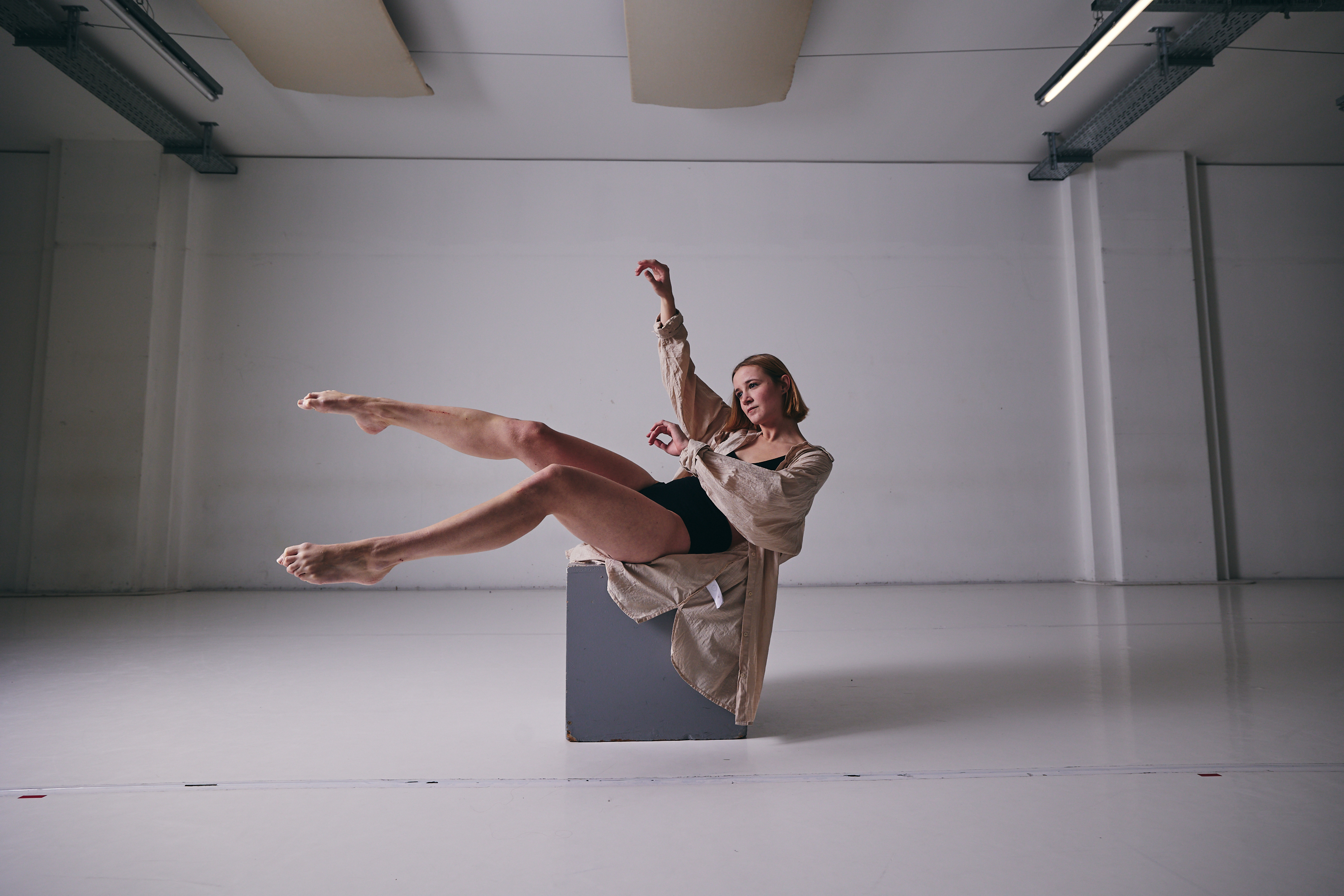 Nina Buholzer - Dance
